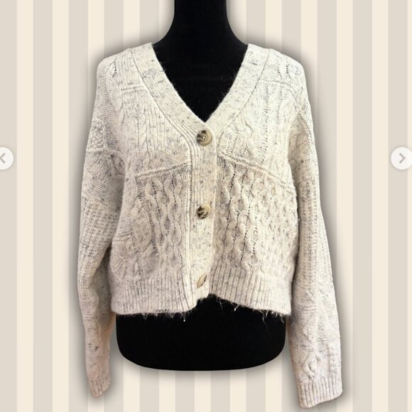 Jessica Simpson Cropped Cable Knit Cardigan - Picture 2 of 5
